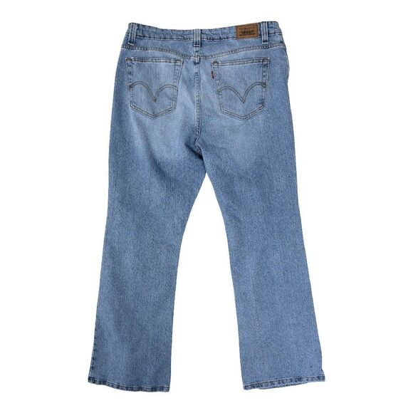 Levi’s 515 Bootcut Jeans Women’s 16M Mid Wash Blue Stretch Denim Classic Mid - Picture 2 of 11